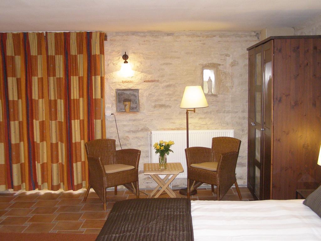 Charme Hotel La Dominotte Demigny 객실 사진
